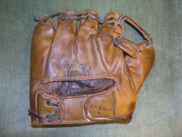 Lou Finney Ken Wel 545 Back Doug